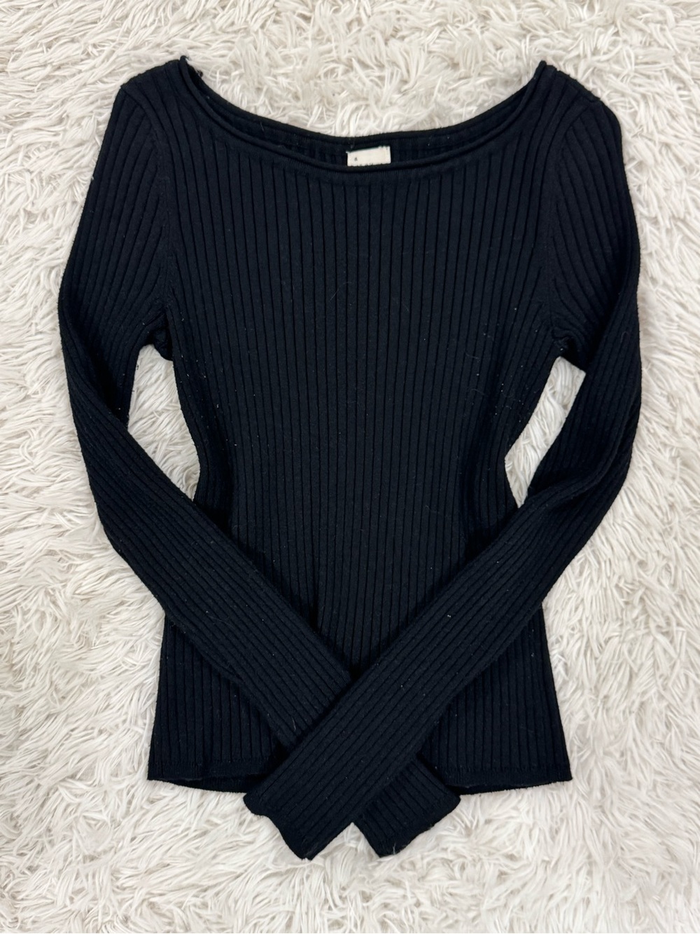 Black Ribbed Long Sleeve Scoop Neck Top